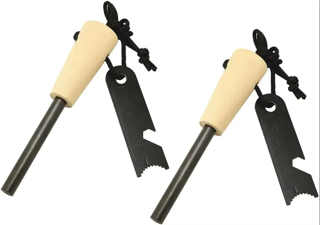 Emergency outdoors survival fire starter