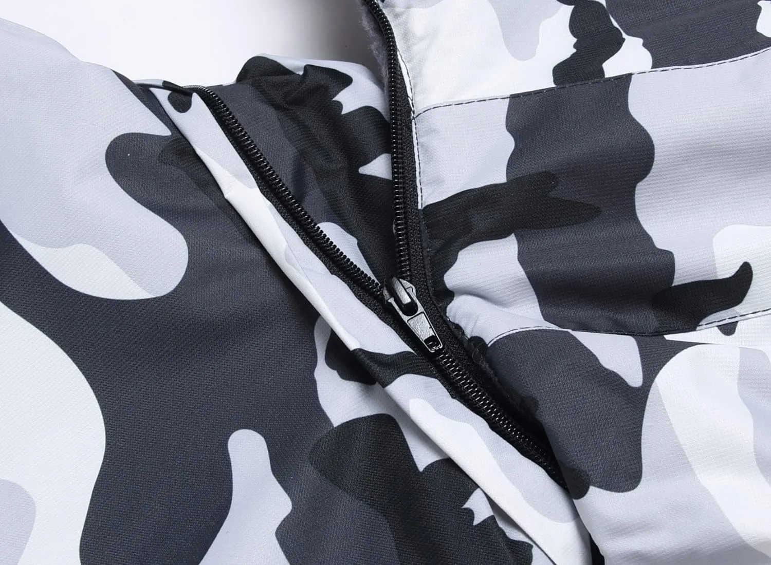 Keevoom Boy's Waterproof Ski Jacket Winter Warm Thick Snow Coat Windproof Fleece Kids Outdoor Hooded Snowboard Jackets