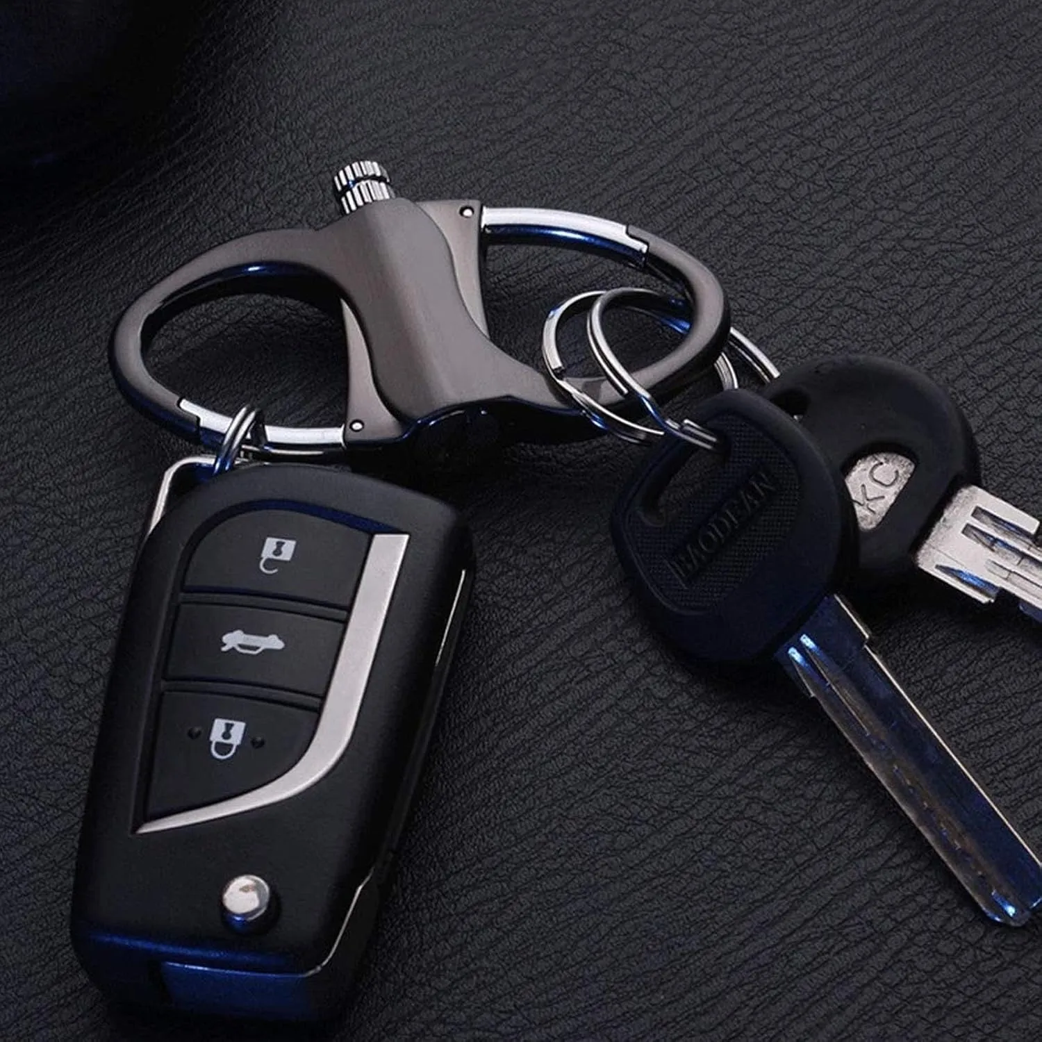Keychain Lighter, Keychain Lighter Match Strike for Outdoor Adventure Survival and Home, Waterproof and Windproof Portable Compact, Gift for Survivalists or Gadget Lovers(2sliver)