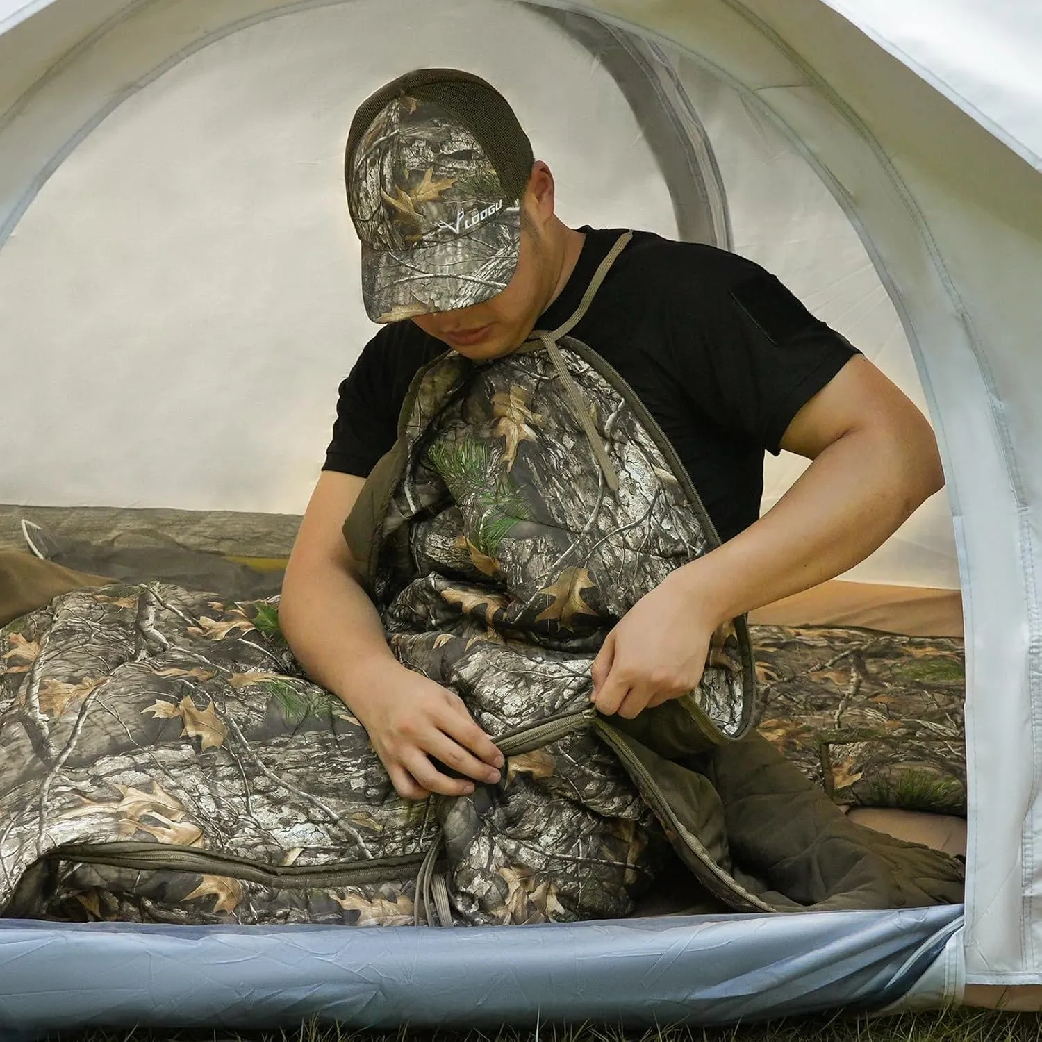 LOOGU Camo Blanket Waterproof Insulation Poncho Liner for Outdoor Camping, Hiking, Hunting, Survival, Backpacking, Picnicking