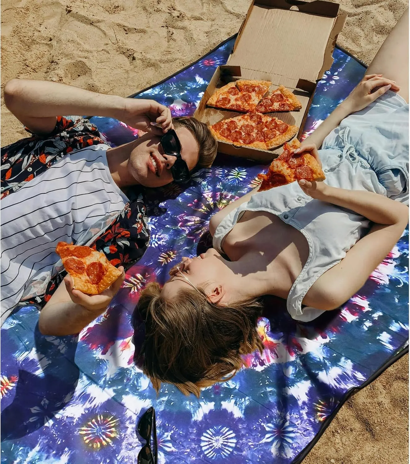 Picnic Blankets Waterproof Sandproof Picnic Beach Blanket Foldable Portable Travel Large Tie-dye Camping Blanket for Outdoor Beaches,Parks,Hiking-Tie-dye 80" X 60"